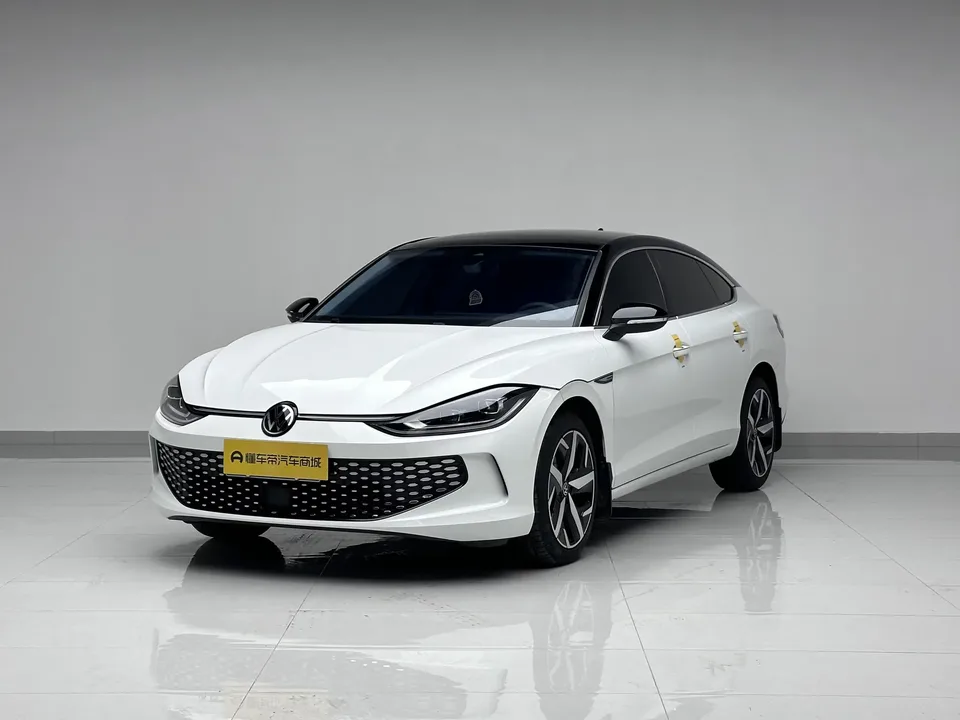 Volkswagen Lamando Lingdu 2024 Lingdu L 280TSI DSG Cool Edition 2024 — photo 1, buy with delivery to Moscow