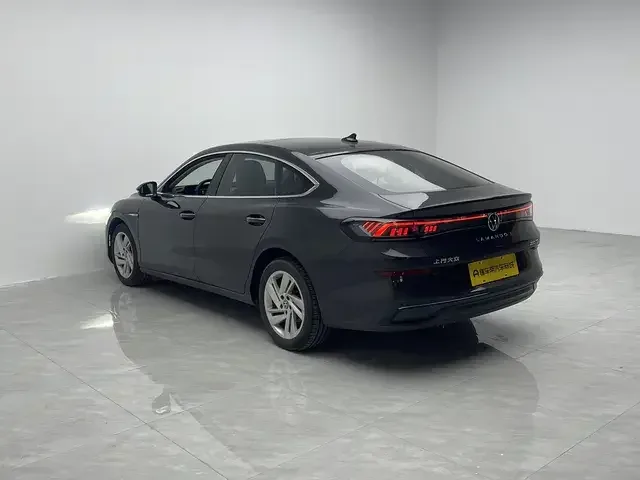 Volkswagen Lamando Lingdu 2022 Lingdu L 280TSI DSG Hot Edition 2022 — миниатюра 2