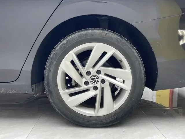 Volkswagen Lamando Lingdu 2022 Lingdu L 280TSI DSG Hot Edition 2022 — миниатюра 3