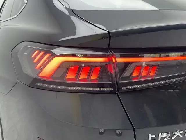 Volkswagen Lamando Lingdu 2022 Lingdu L 280TSI DSG Hot Edition 2022 — миниатюра 4