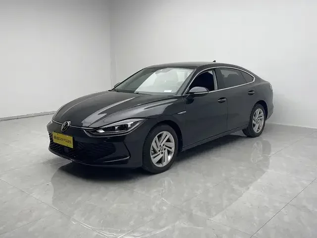 Volkswagen Lamando Lingdu 2022 Lingdu L 280TSI DSG Hot Edition 2022 — фото 1, купить с доставкой в Москву