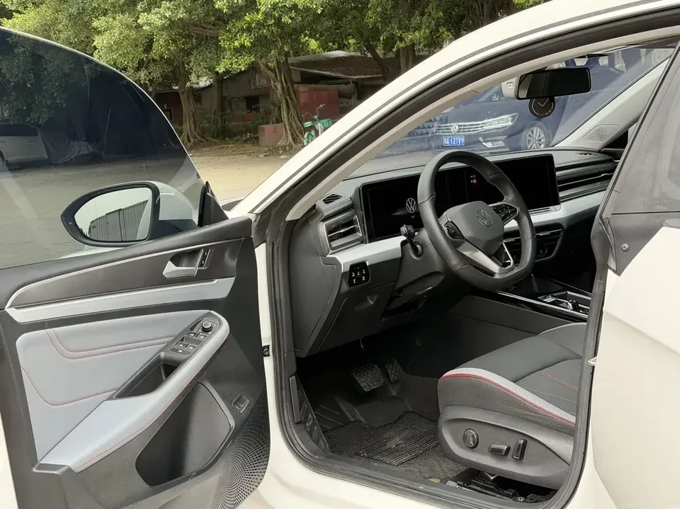 Volkswagen Lamando Lingdu 2022 Lingdu L 280TSI DSG Cool Edition 2022 — thumbnail 5