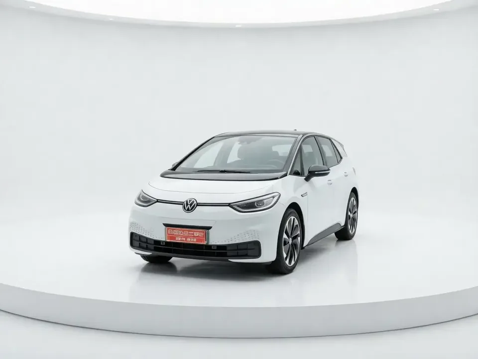 Volkswagen ID.3 Volkswagen ID.3 2023 Pure Smart Edition 2023 — photo 1, buy with delivery to Moscow