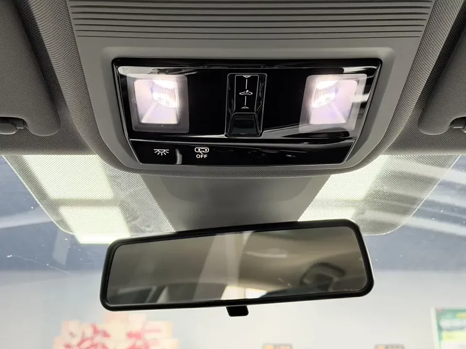 Volkswagen Lamando Lingdu 2022 Lingdu L 280TSI DSG Cool Edition 2022 — thumbnail 5