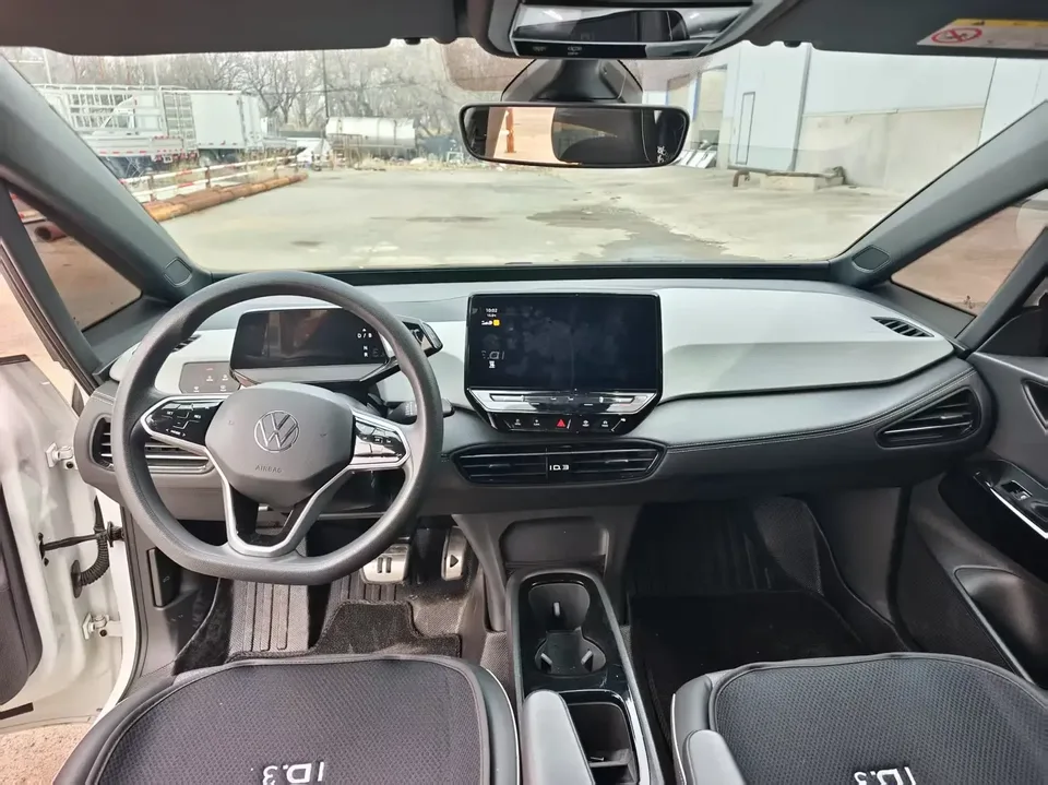 Volkswagen ID.3 Volkswagen ID.3 2024 Pure Smart Edition 2024 — thumbnail 5