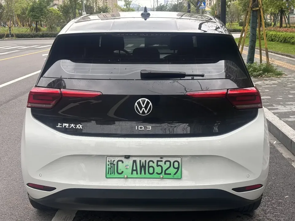 Volkswagen ID.3 Volkswagen ID.3 2024 Pure Smart Edition 2024 — thumbnail 5