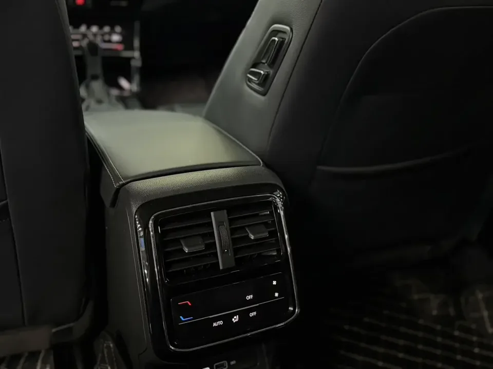 Volkswagen Passat Passat 2022 280TSI Elite Edition 2022 — миниатюра 3
