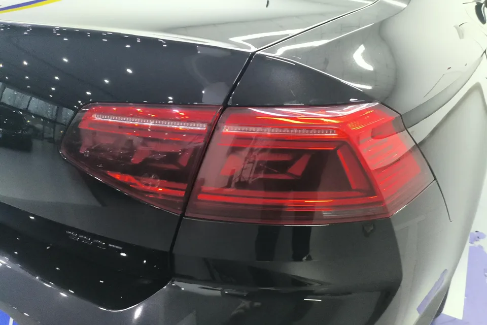 Volkswagen Magotan Magotan 2020 280TSI DSG Leading 2022 — миниатюра 2