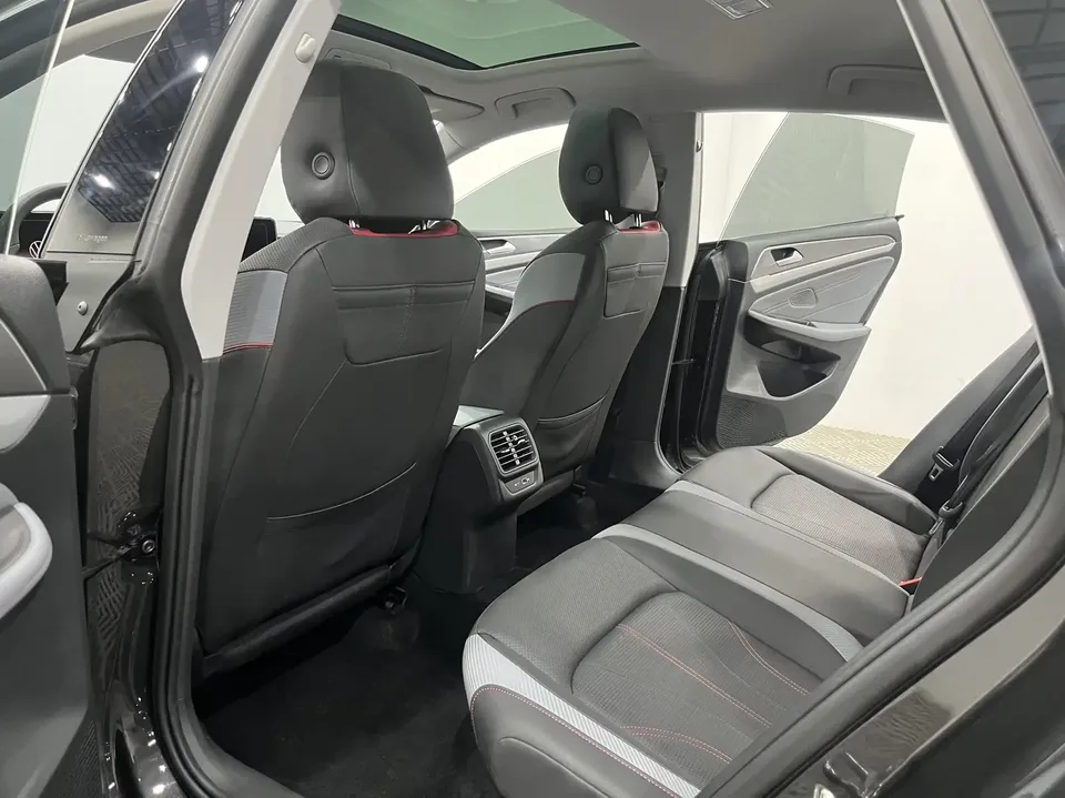 Volkswagen Lamando Lingdu 2022 Lingdu L 280TSI DSG Cool Edition 2023 — thumbnail 3