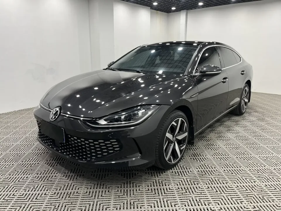 Volkswagen Lamando Lingdu 2022 Lingdu L 280TSI DSG Cool Edition 2023 — photo 1, buy with delivery to Moscow