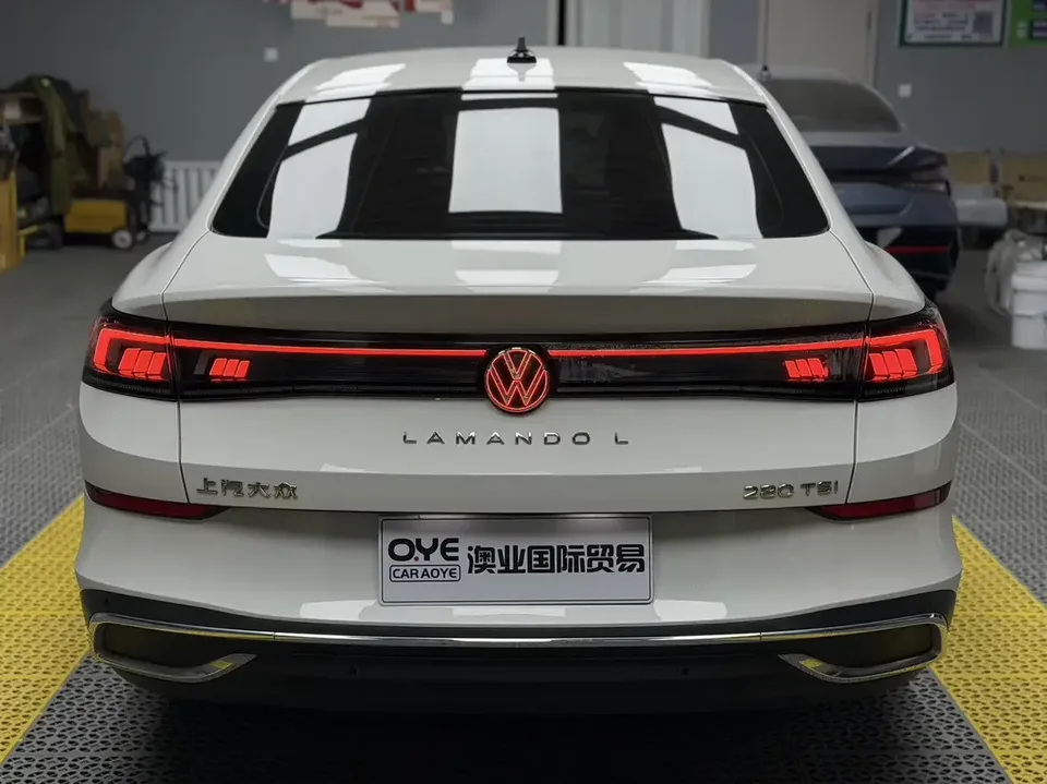 Volkswagen Lamando Lingdu 2022 Lingdu L 280TSI DSG Cool Edition 2022 — thumbnail 2