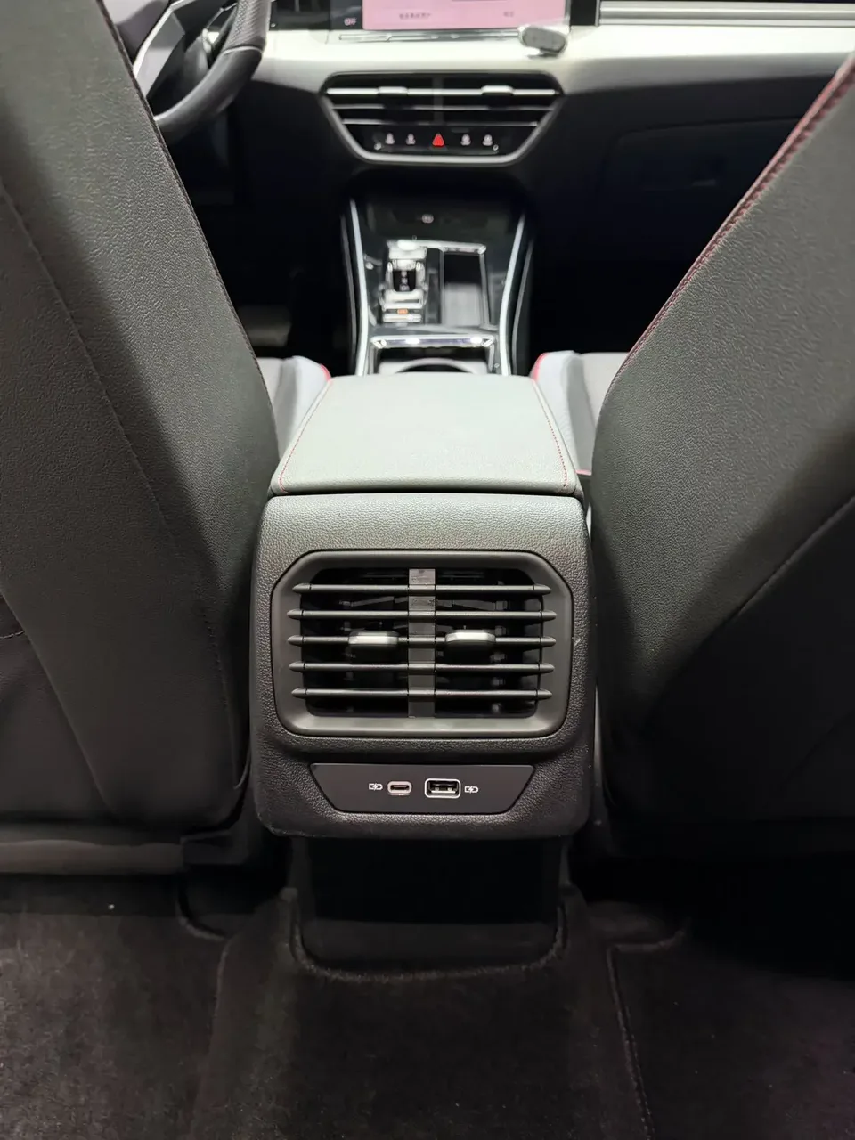 Volkswagen Lamando Lingdu 2022 Lingdu L 280TSI DSG Cool Edition 2022 — thumbnail 4