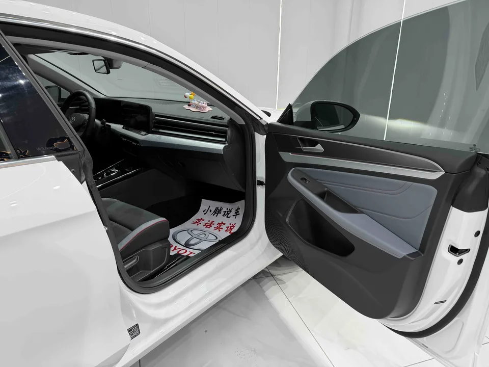 Volkswagen Lamando Lingdu 2023 Lingdu L 280TSI DSG Cool Edition 2023 — миниатюра 5
