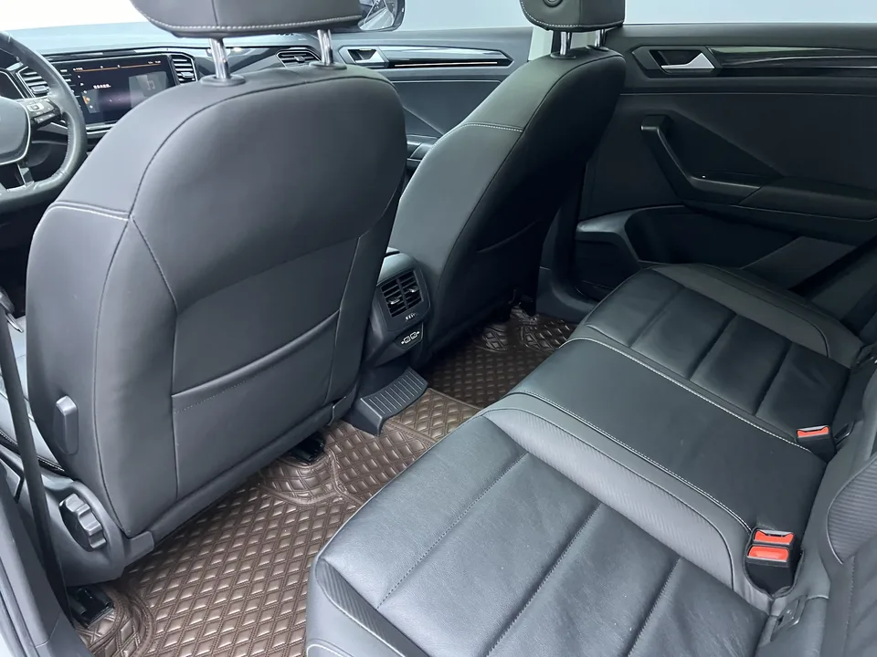 Volkswagen T-Roc TANG 2021 280TSI DSG 2WD Comfort Smart Edition 2022 — thumbnail 5