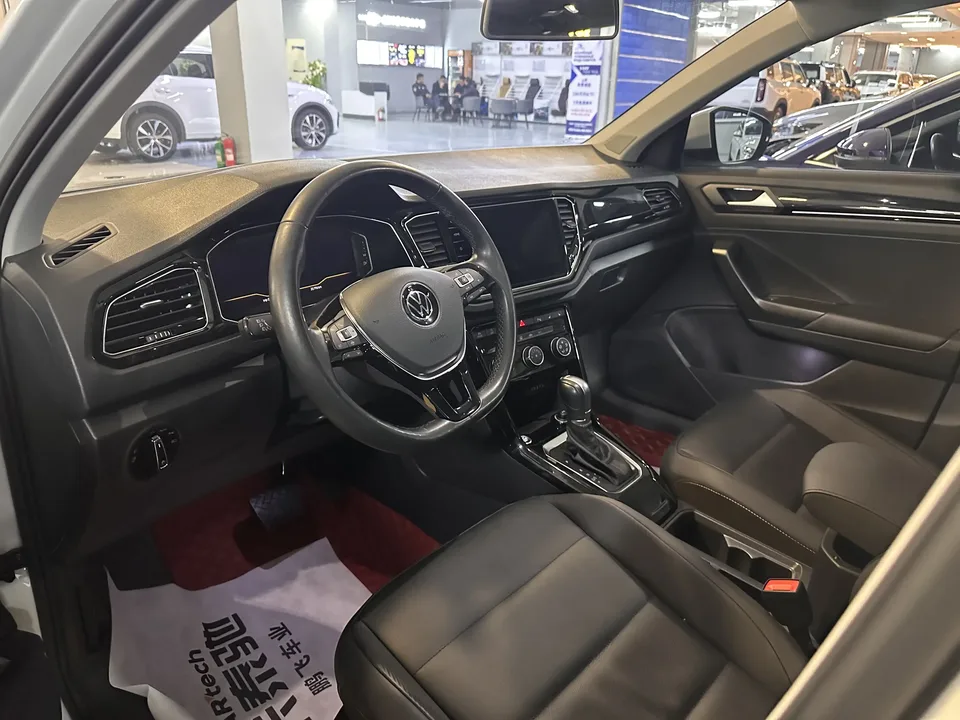Volkswagen T-Roc TANG 2021 280TSI DSG 2WD Comfort Smart Edition 2022 — thumbnail 5