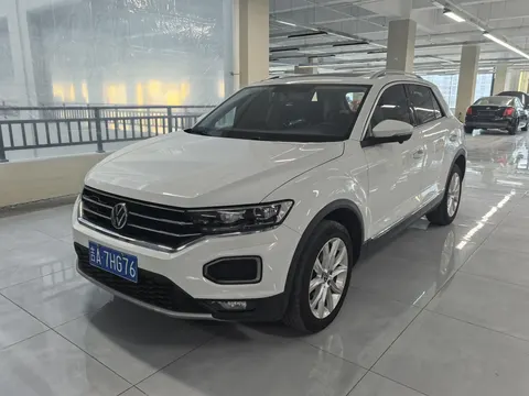 Volkswagen T-Roc 2023 купить в Москве