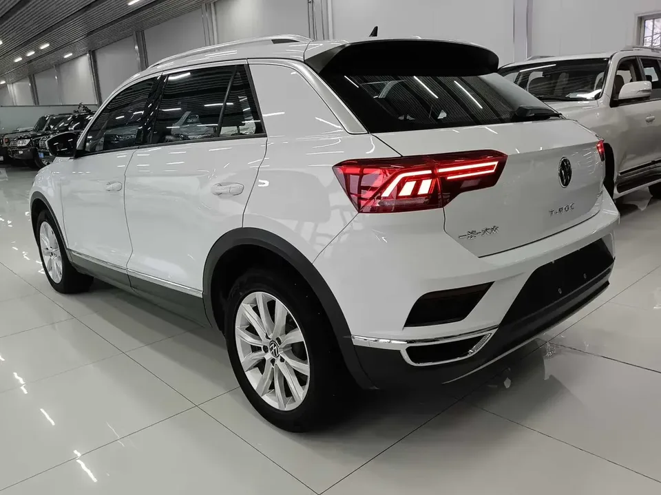 Volkswagen T-Roc TANG 2022 280TSI DSG 2WD Elite PLUS 2023 — thumbnail 2