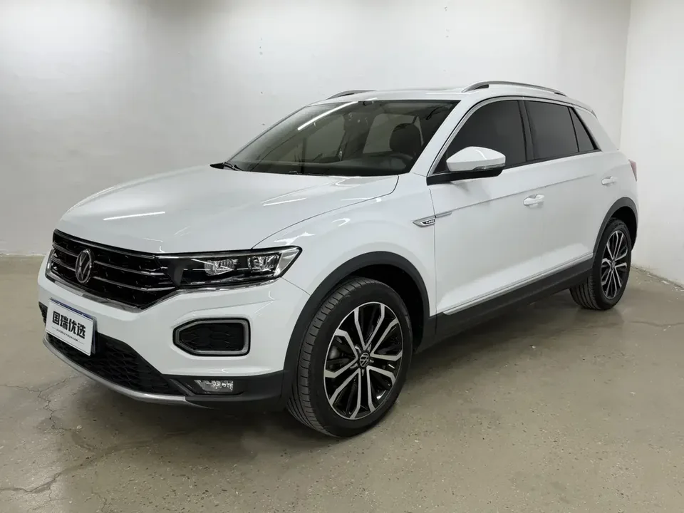 Volkswagen T-Roc TANG 2021 280TSI DSG 2WD Comfort Smart Edition 2022 — photo 1, buy with delivery to Moscow