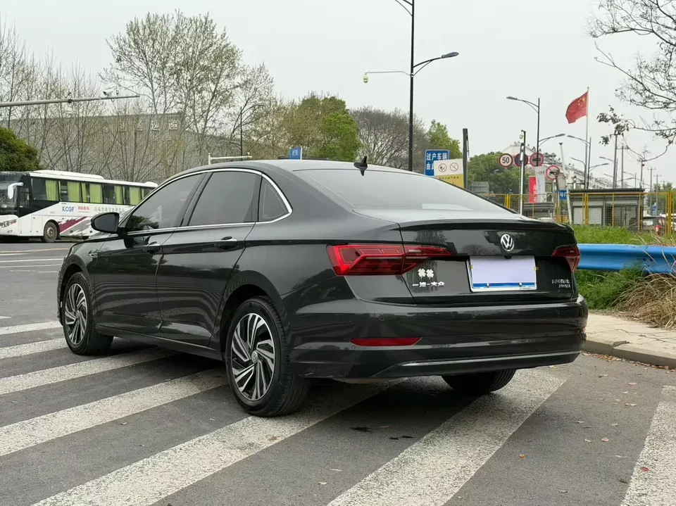 Volkswagen Sagitar Sagitar 2022 280TSI DSG Beyond Edition 2022 — thumbnail 4
