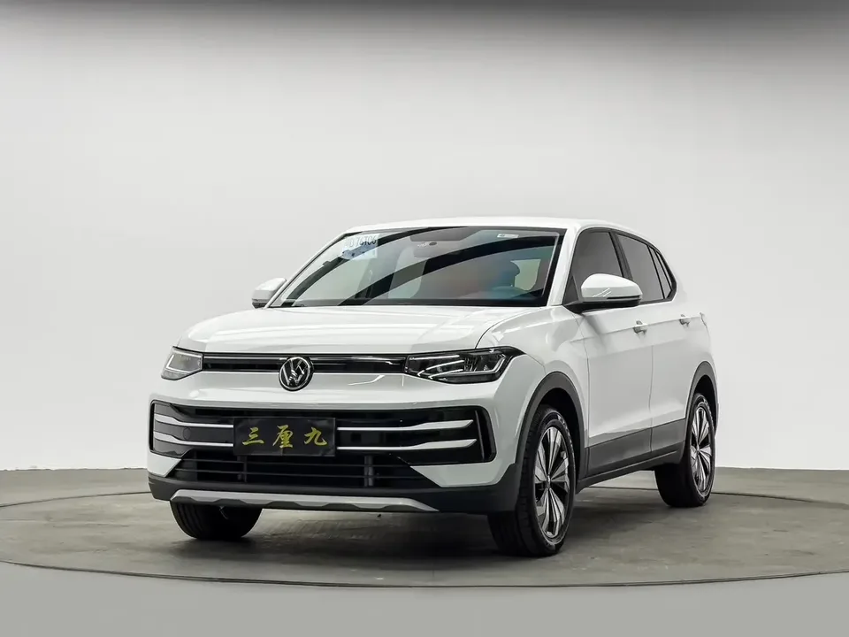 Volkswagen Tharu tuyue 2025 New 1.5L Ruijin Edition 2024 — photo 1, buy with delivery to Moscow