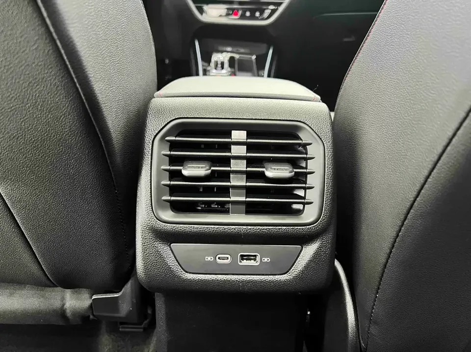 Volkswagen Lamando Lingdu 2023 Lingdu L 280TSI DSG Cool Edition 2023 — thumbnail 3