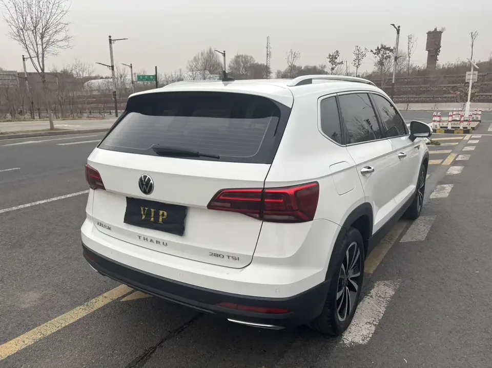 Volkswagen Tharu tuyue 2022 280TSI 2WD Deluxe Edition 2022 — thumbnail 2