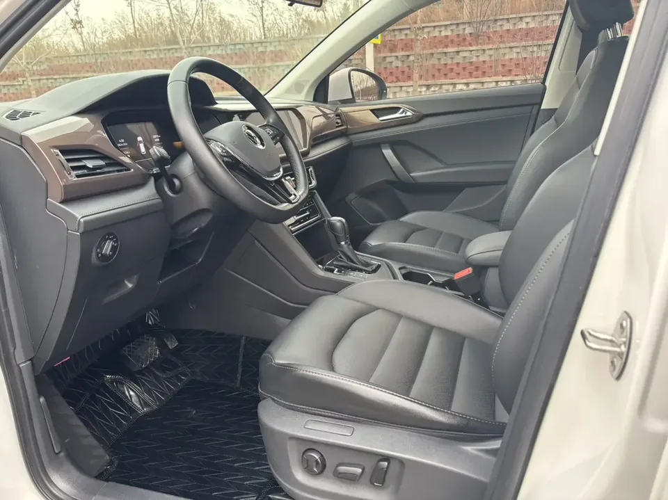 Volkswagen Tharu tuyue 2022 280TSI 2WD Deluxe Edition 2022 — thumbnail 5