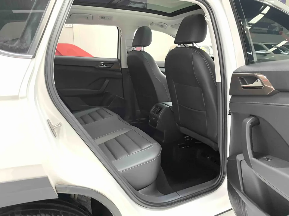 Volkswagen Tharu tuyue 2021 280TSI 2WD Luxury Edition PLUS 2022 — миниатюра 5