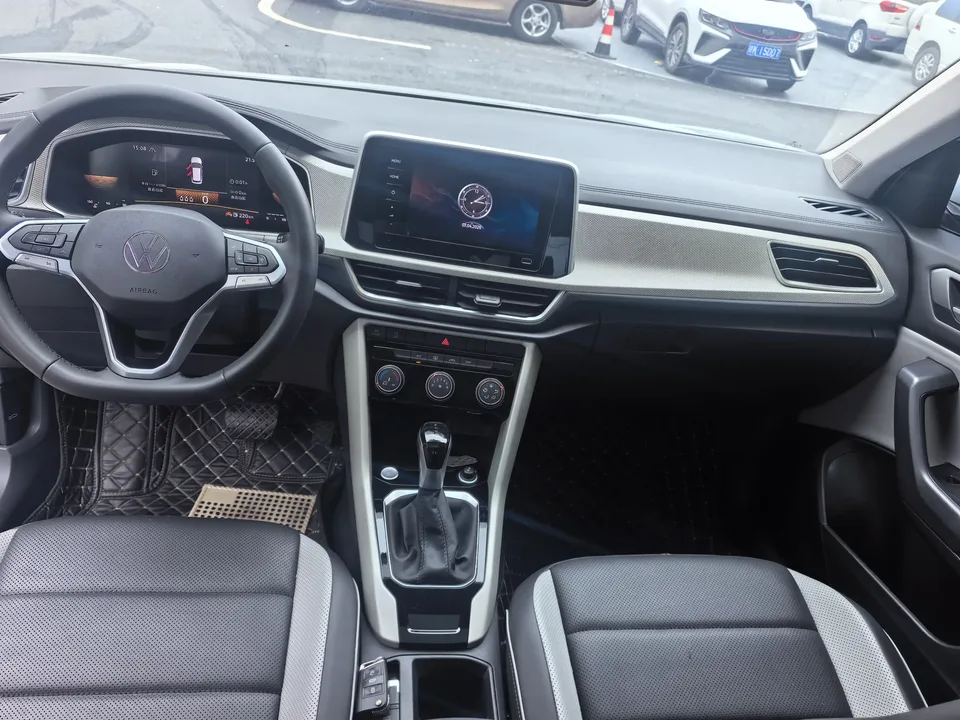 Volkswagen T-Roc TANG 2024 280TSI DSG Time Edition 2024 — миниатюра 3