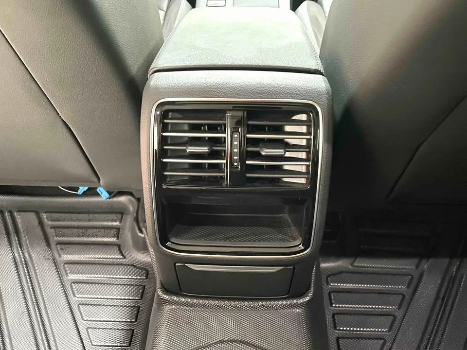 Volkswagen Magotan Magotan 2020 280TSI DSG Comfort 2023 — thumbnail 3
