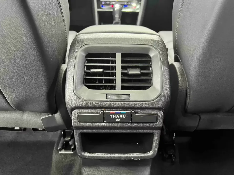 Volkswagen Tharu tuyue 2022 280TSI 2WD Deluxe Edition 2022 — thumbnail 3