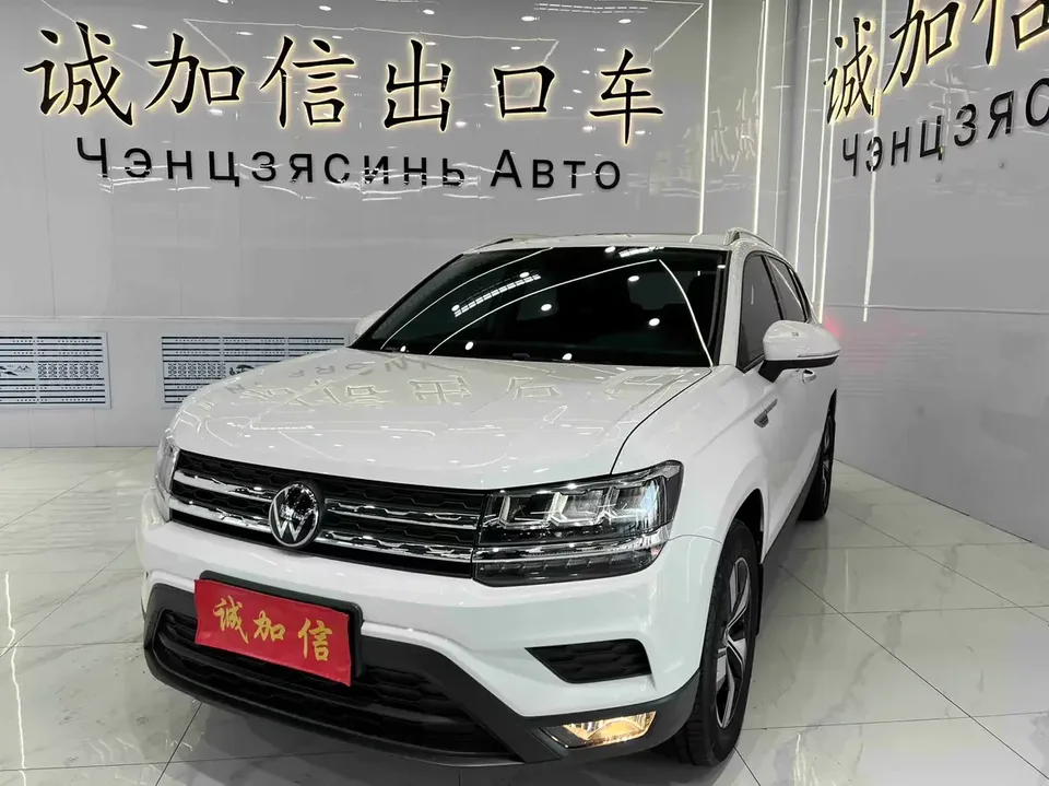 Volkswagen Tharu tuyue 2022 280TSI 2WD Deluxe Edition 2022 — photo 1, buy with delivery to Moscow