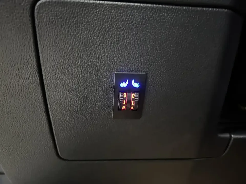 Volkswagen Tharu tuyue 2025 New 1.5L Ruijin Edition 2024 — thumbnail 3