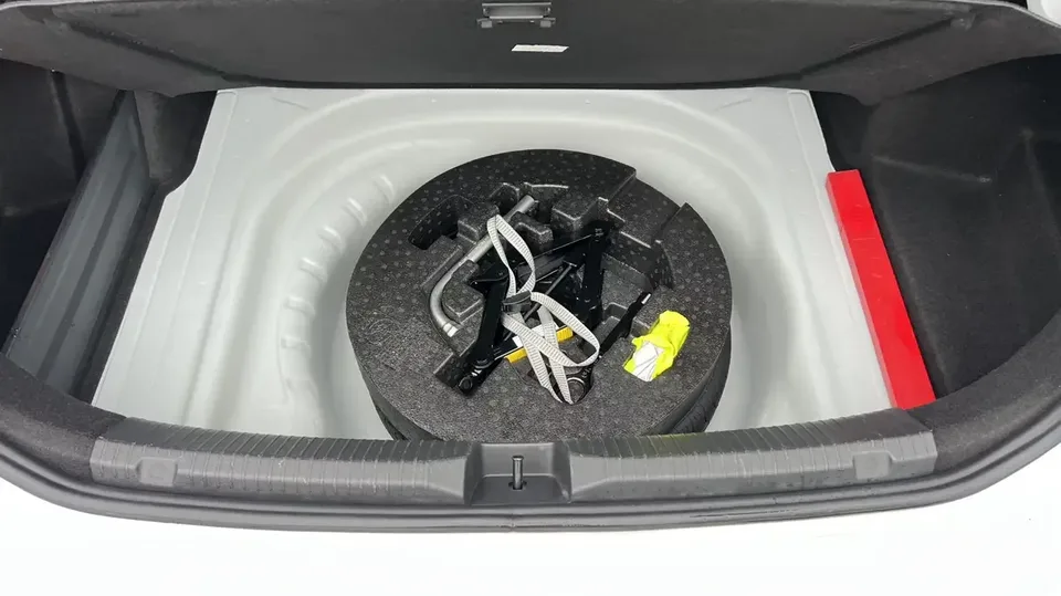 Volkswagen Bora Bora 2023 200TSI DSG Intelligent Driving Edition 2024 — thumbnail 3