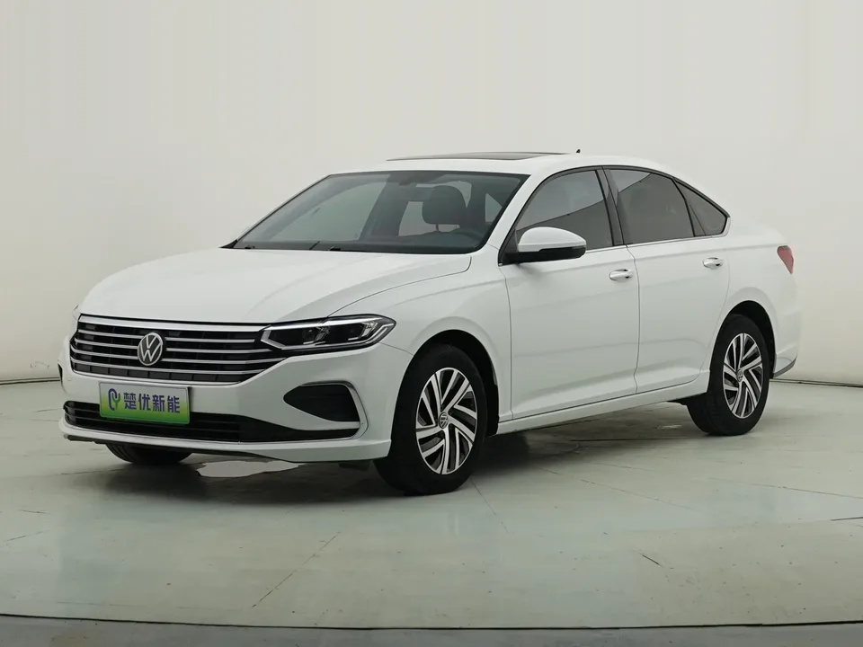 Volkswagen Lavida Lavida 2023 Modified 1.5L Automatic 5 million version 2022 — photo 1, buy with delivery to Moscow