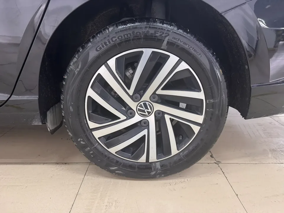 Volkswagen Lavida Lavida 2024 1.5L Automatic Starry Sky 5 Million Edition 2024 — thumbnail 3