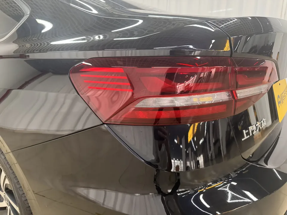 Volkswagen Lavida Lavida 2024 1.5L Automatic Starry Sky 5 Million Edition 2024 — thumbnail 4