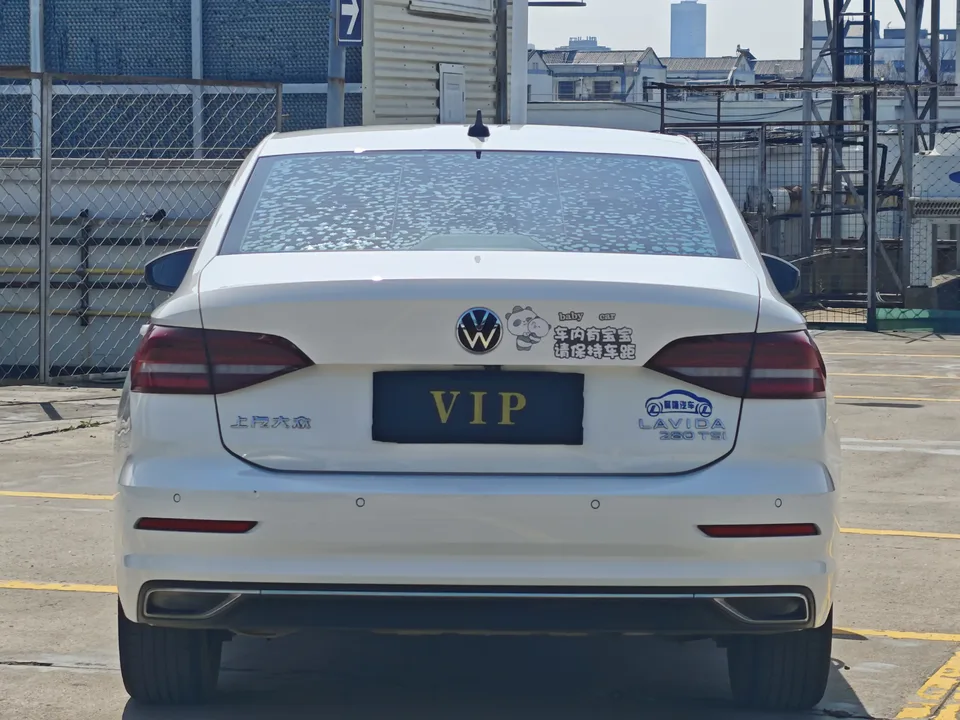 Volkswagen Lavida Lavida 2021 280TSI DSG Comfort Edition 2022 — thumbnail 2