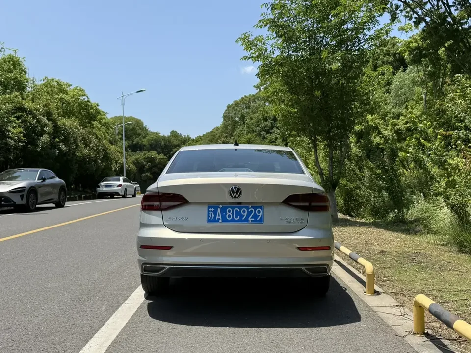 Volkswagen Lavida Lavida 2022 280TSI DSG Comfort Edition 2022 — thumbnail 2