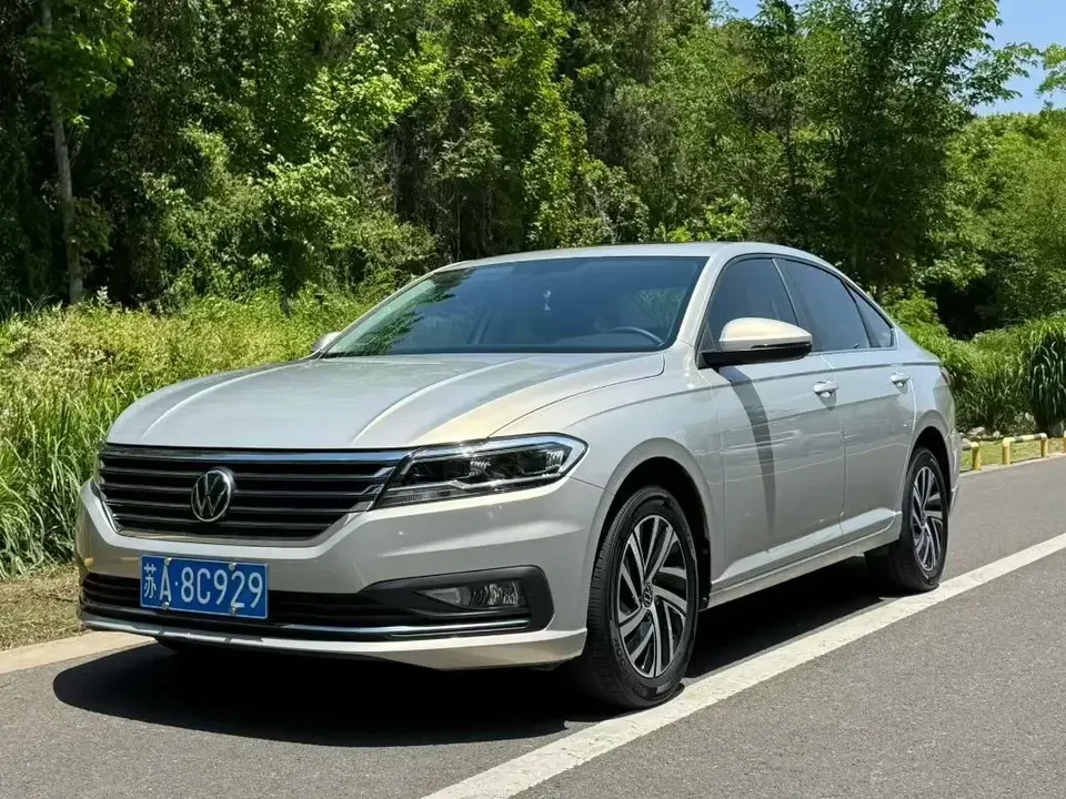 Volkswagen Lavida Lavida 2022 280TSI DSG Comfort Edition 2022 — photo 1, buy with delivery to Moscow
