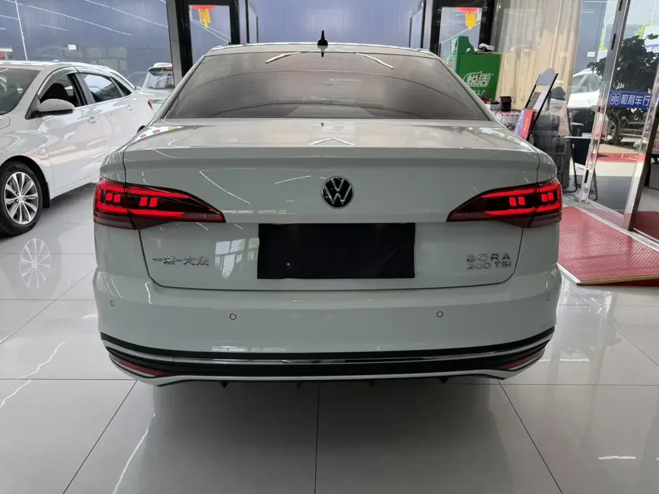 Volkswagen Bora Bora 2024 200TSI DSG Free Travel Edition 2024 — thumbnail 2