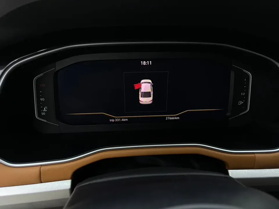 Volkswagen Bora Bora 2023 200TSI DSG Joy Travel PRO Edition 2023 — thumbnail 5