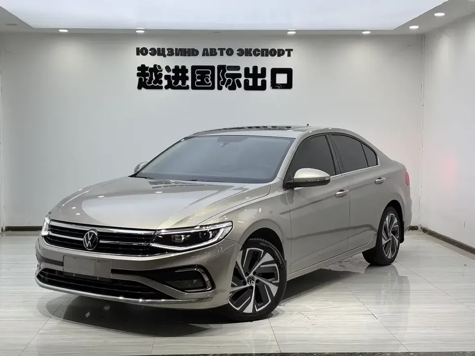 Volkswagen Bora Bora 2023 200TSI DSG Joy Travel PRO Edition 2023 — photo 1, buy with delivery to Moscow