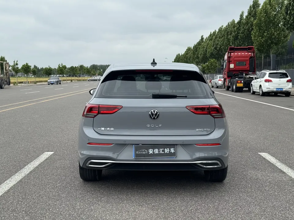 Volkswagen Golf golf 2021 280TSI DSG Pro First Edition 2022 — thumbnail 2