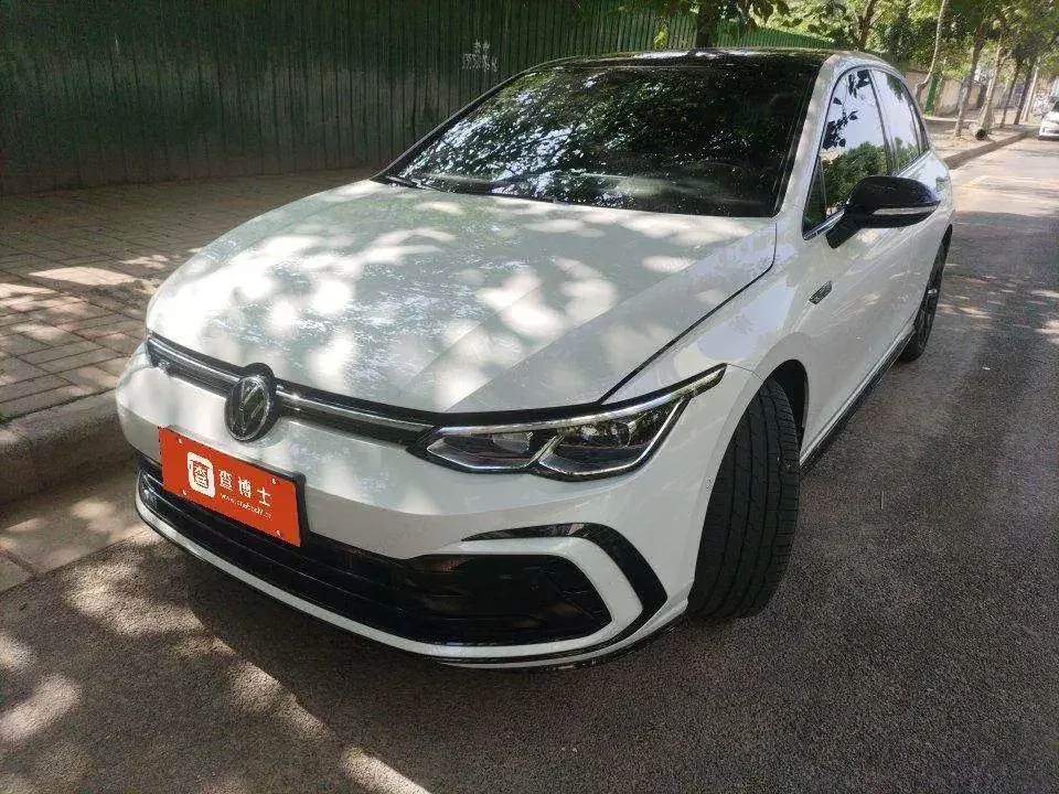 Volkswagen Golf golf 2023 280TSI DSG R-Line Lite 2023 — photo 1, buy with delivery to Moscow