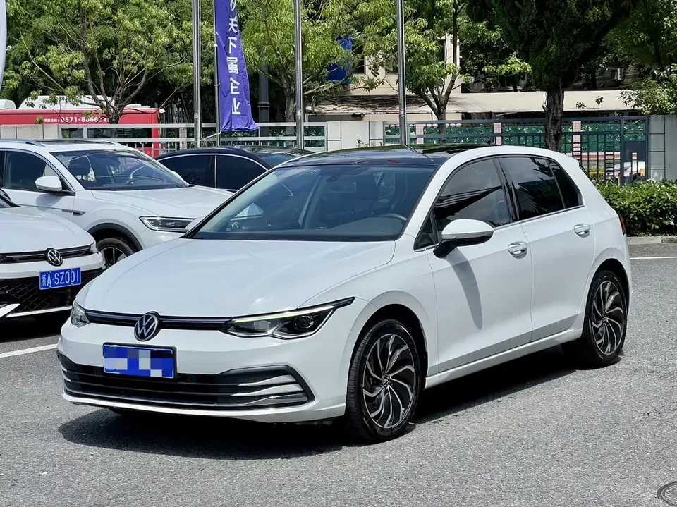 Volkswagen Golf golf 2024 280TSI DSG Pro Enjoy Edition 2024 — photo 1, buy with delivery to Moscow