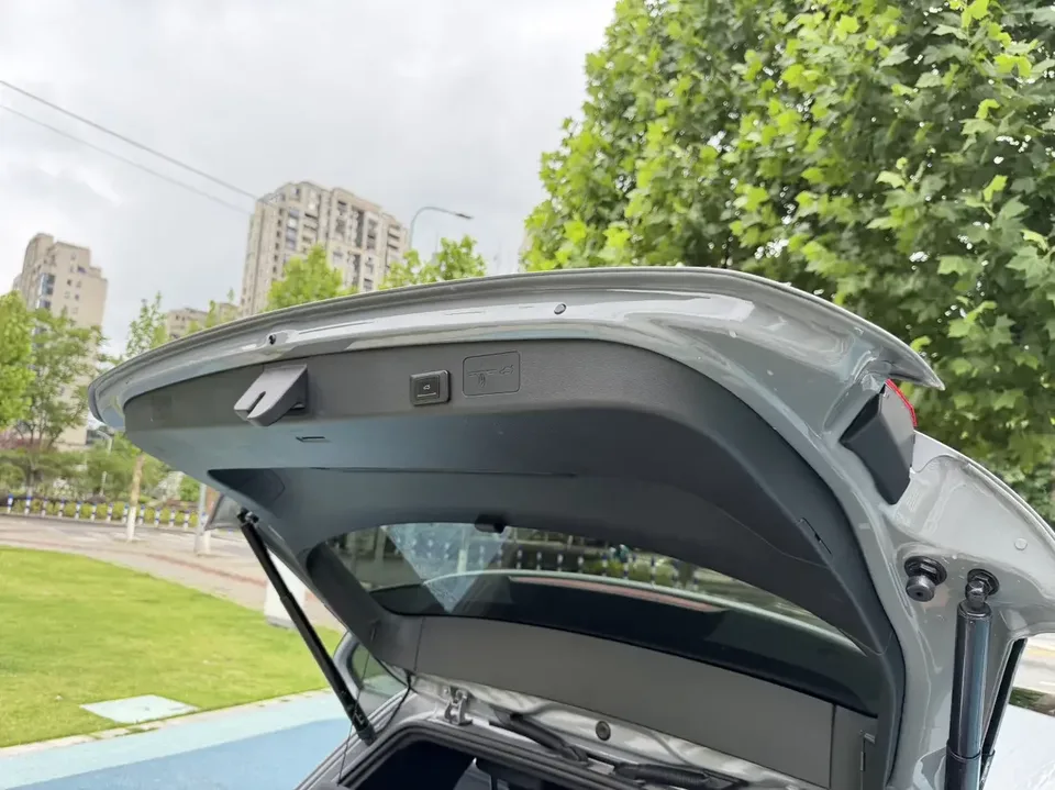 Volkswagen Golf golf 2021 280TSI DSG R-Line 2022 — thumbnail 3