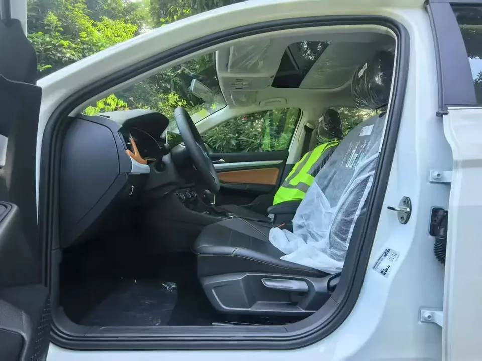 Volkswagen Bora Bora 2026 200TSI DSG Joyride Navigation Edition 2026 — thumbnail 5