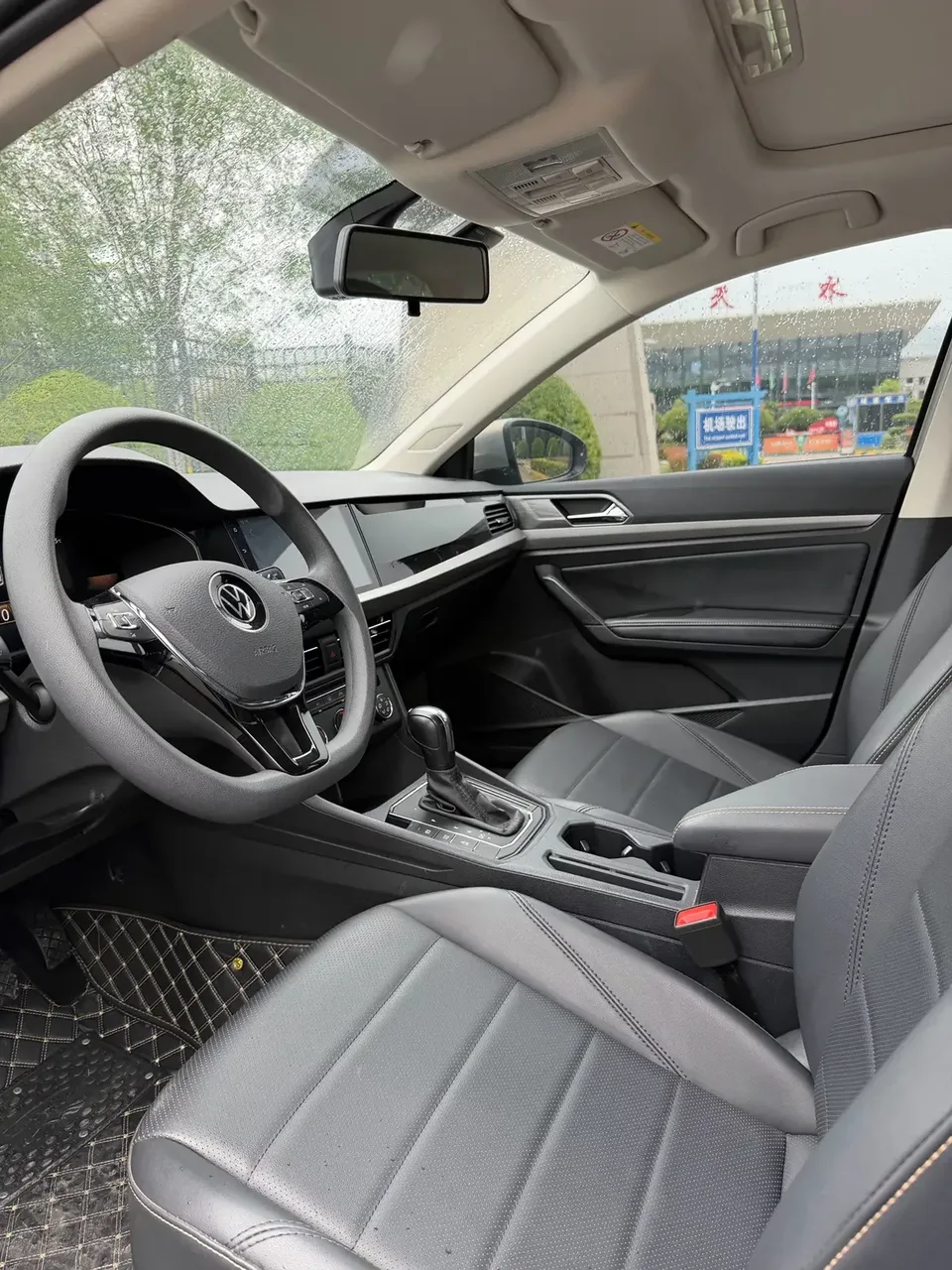 Volkswagen Lavida Lavida 2022 1.5L Automatic Comfort Edition 2022 — thumbnail 5