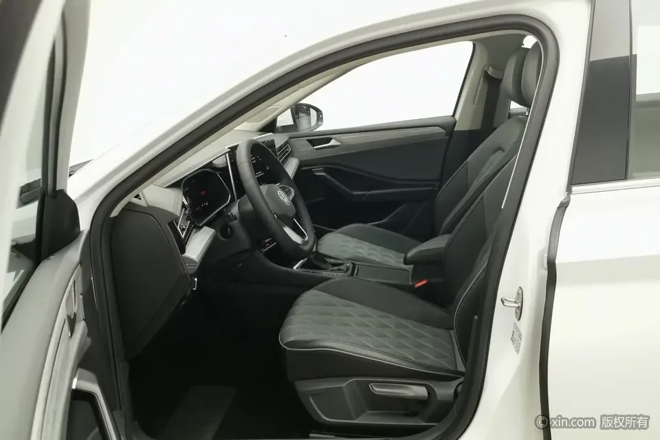 Volkswagen Sagitar Sagitar 2023 280TSI DSG Beyond Edition Plus 2023 — thumbnail 5